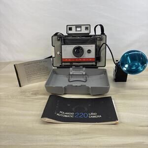 1960s Polaroid 220 Automatic Folding Bellows Instant Film Land Camera *Untested